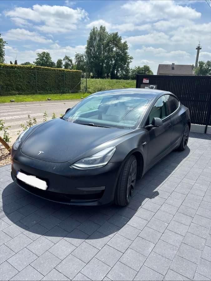 Tesla Model 3 2021