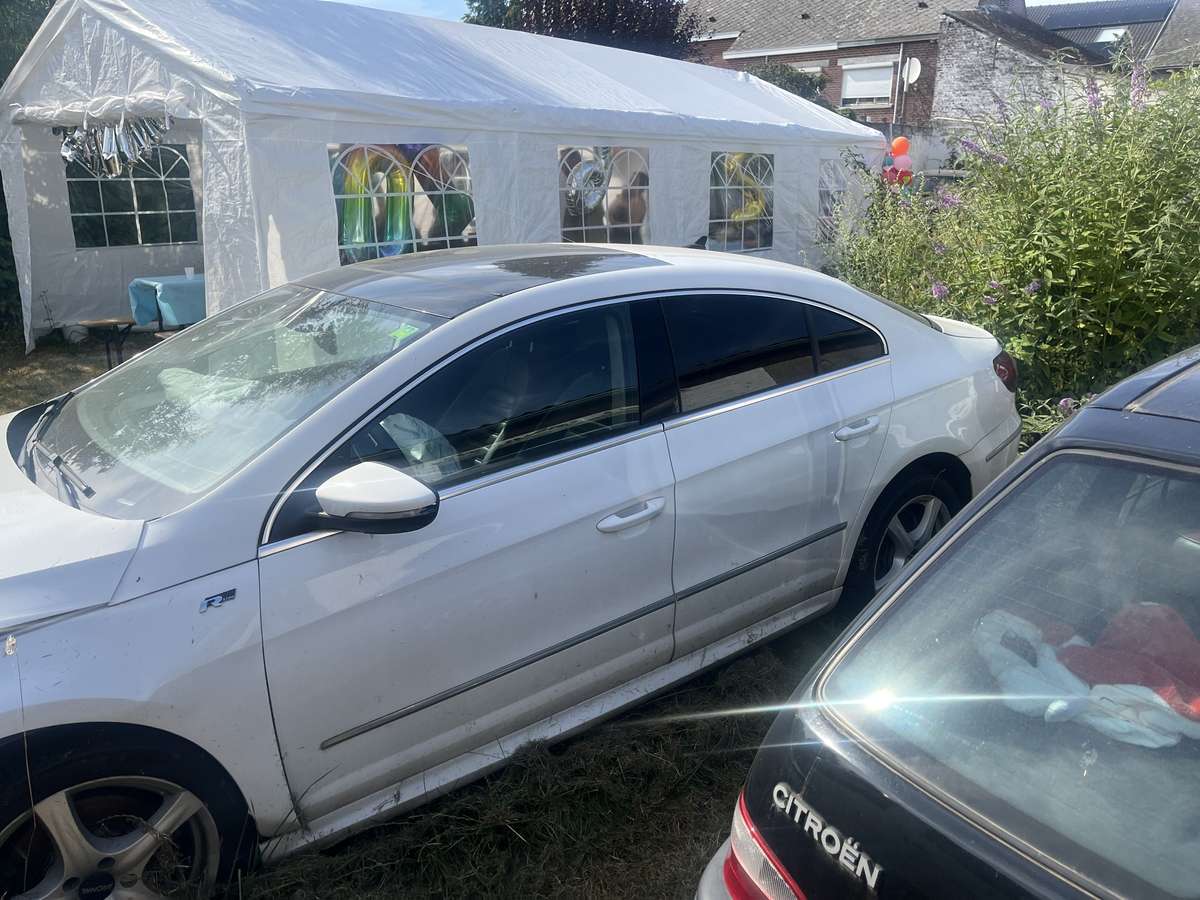 Volkswagen Passat CC 2011