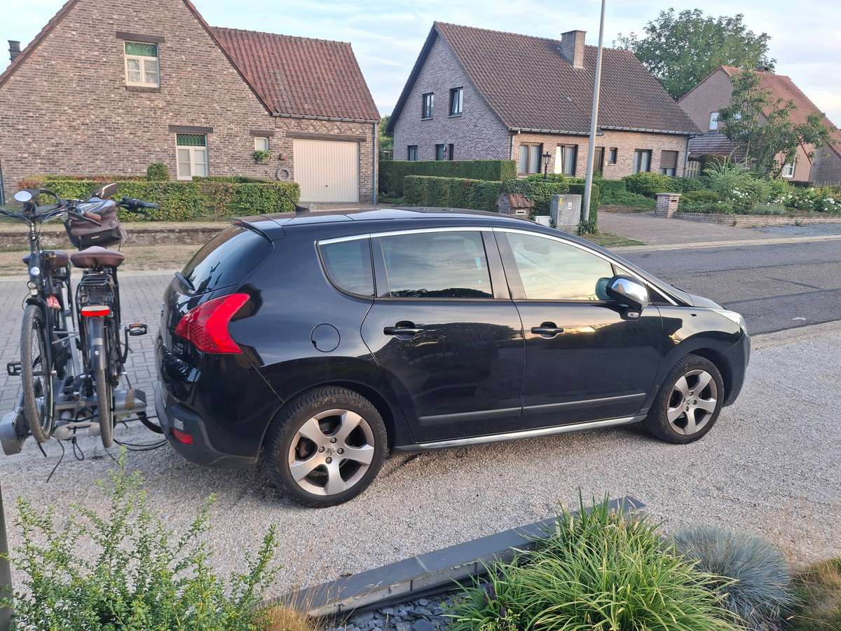 Peugeot 3008 2012