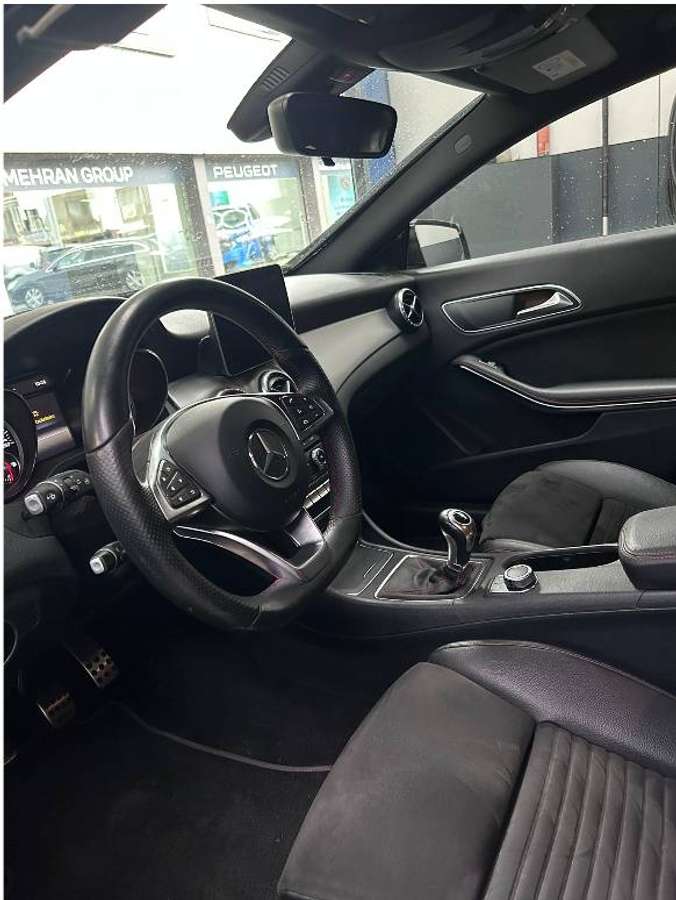Mercedes-Benz CLA 180 2017