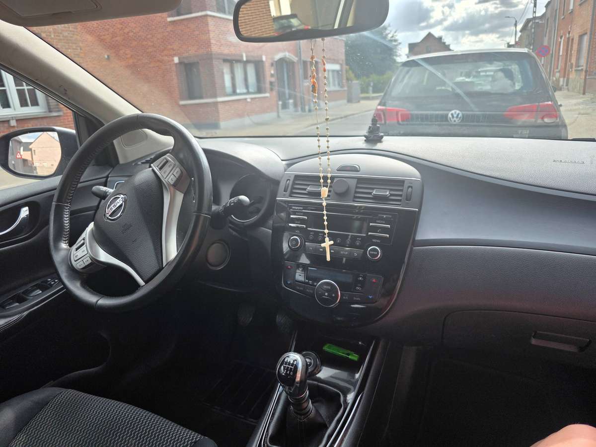 Nissan Pulsar 2015