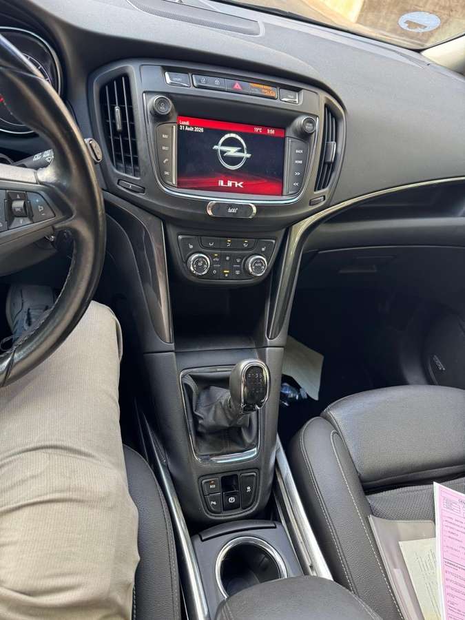 Opel Zafira Tourer 2017